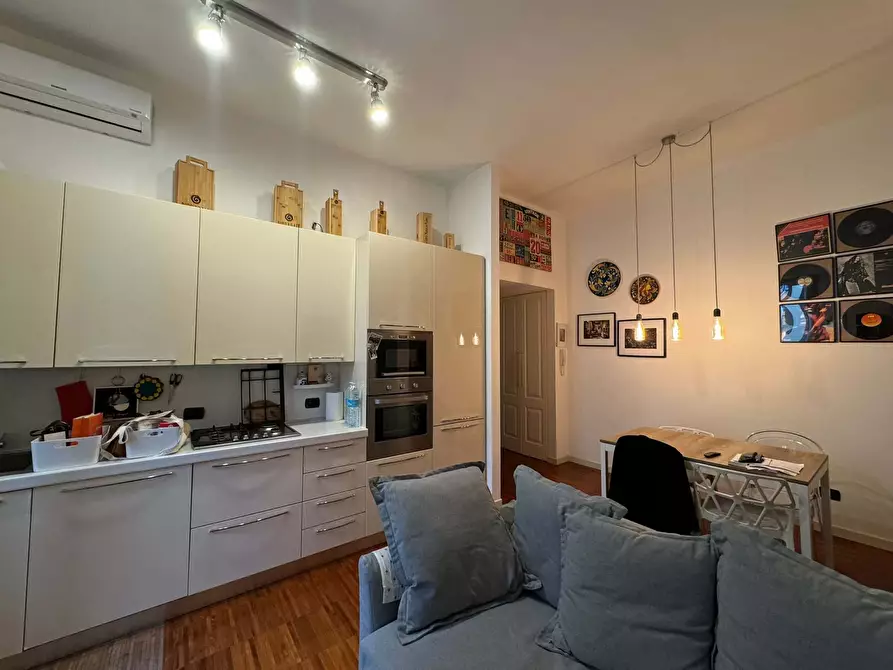 Immagine 1 di Appartamento in affitto  in Via Cenisio46 a Milano
