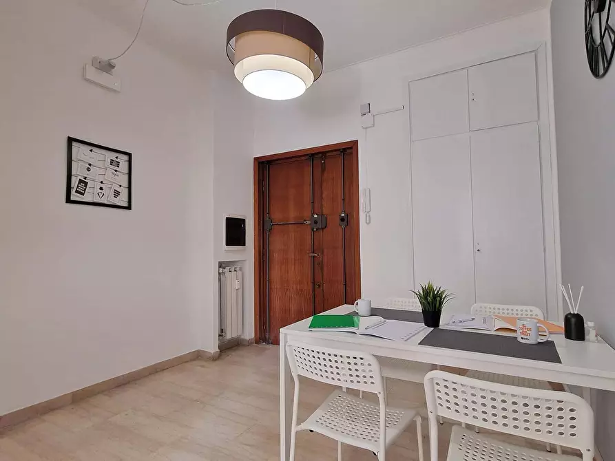 Immagine 25 di Camera in affitto  in Lungotevere di Pietra Papa61 a Roma