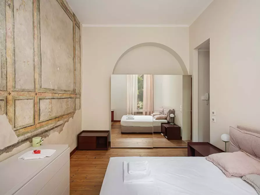 Immagine 8 di Appartamento in affitto  in Via dei Piatti4 a Milano