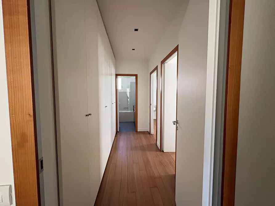 Immagine 13 di Appartamento in affitto  in Viale Elvezia12 a Milano