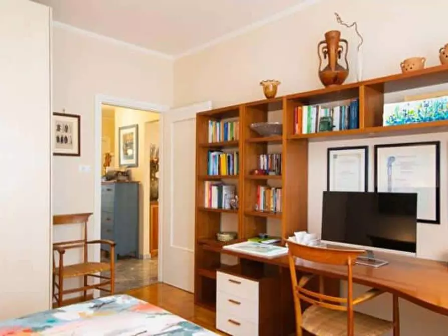 Immagine 3 di Appartamento in affitto  in Viale Venti Settembre46 a Trieste