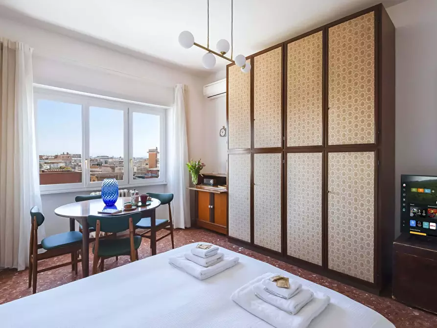 Immagine 12 di Appartamento in affitto  in Via Alberto da Giussano63 a Roma