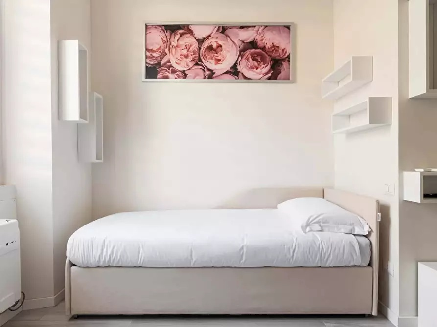 Immagine 13 di Appartamento in affitto  in Strada della Carità2 a Milano