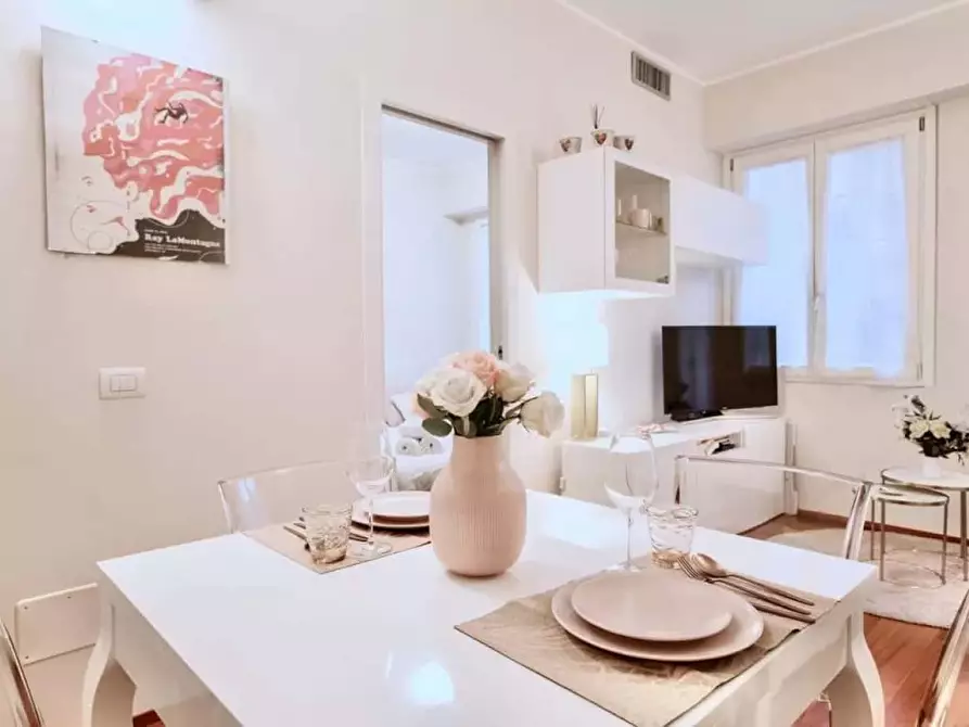 Immagine 15 di Appartamento in affitto  in Via Carlo Tenca7 a Milano