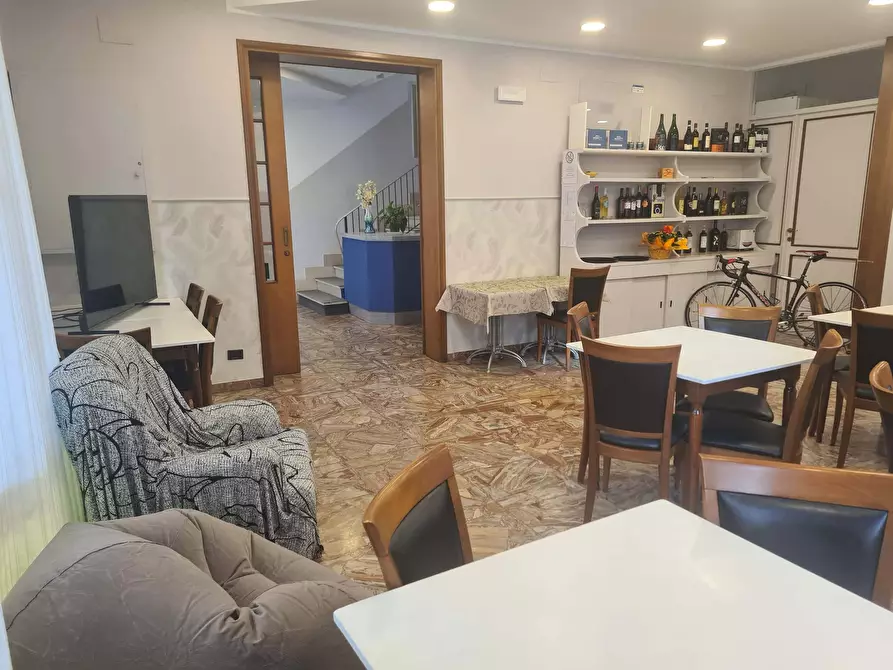 Immagine 17 di Camera in affitto  in Viale Pomezia3 a Rimini