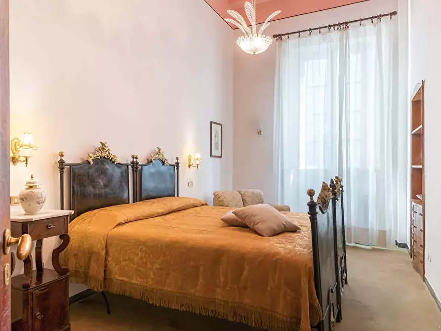 Immagine 16 di Appartamento in affitto  in Via Fillungo1 a Lucca
