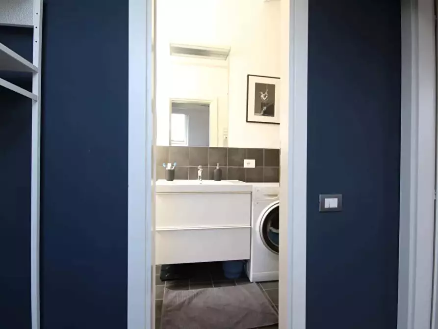 Immagine 14 di Appartamento in affitto  in Via Lodovico Castelvetro18 a Milano