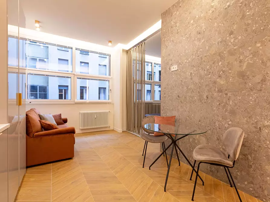 Immagine 2 di Appartamento in affitto  in Via Francesco Daverio6 a Milano