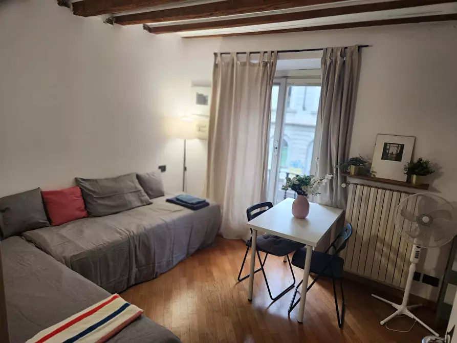 Immagine 13 di Appartamento in affitto  in Via Vigevano14 a Milano