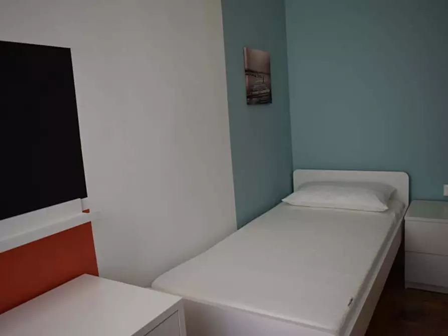 Immagine 3 di Camera in affitto  in Via Rocca D'Anfo7 a Brescia