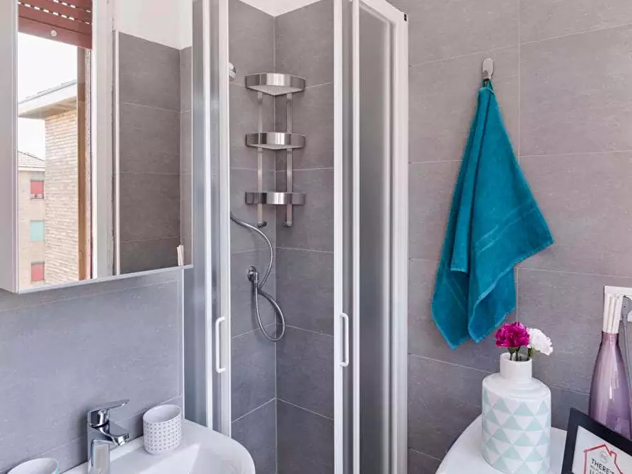 Immagine 21 di Camera in affitto  in Via Salvatore Barzilai9 a Milano