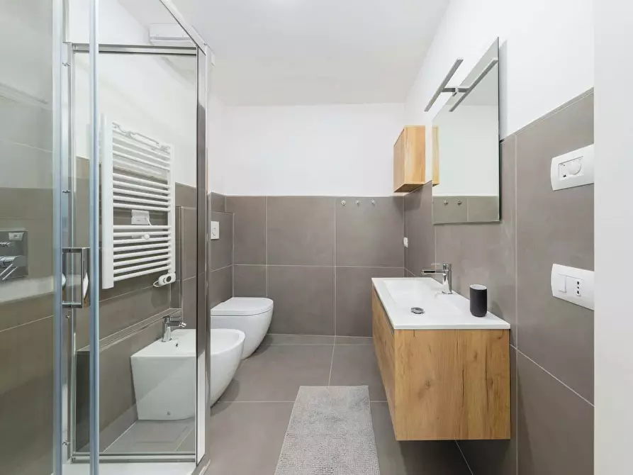 Immagine 13 di Camera in affitto  in Via Armari11 a Ferrara