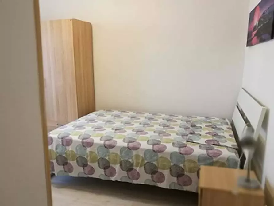 Immagine 5 di Camera in affitto  in Via Alessandria143 a Roma