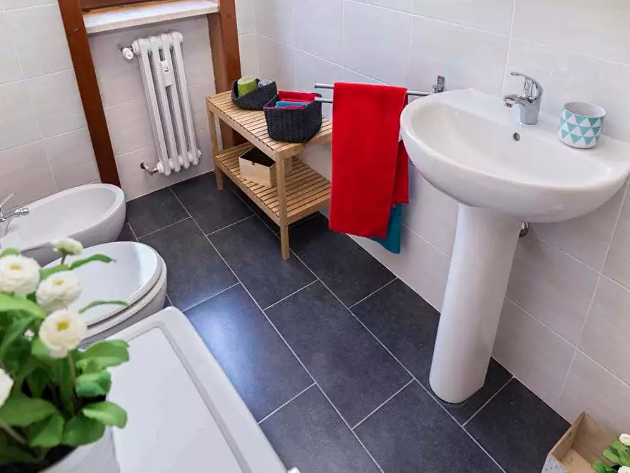 Immagine 25 di Camera in affitto  in via Rosa Vergani Marelli2 a Milano