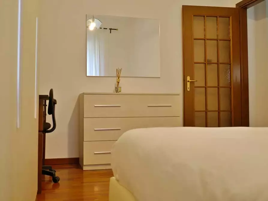 Immagine 14 di Appartamento in affitto  in Via Giulio e Corrado Venini86 a Milano