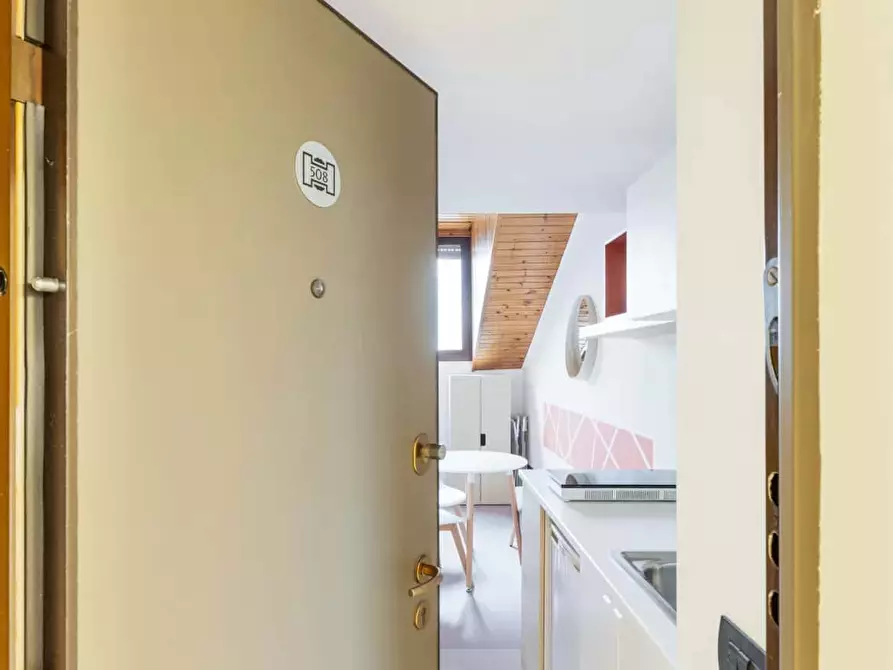 Immagine 18 di Appartamento in affitto  in Corso Magenta25 a Milano