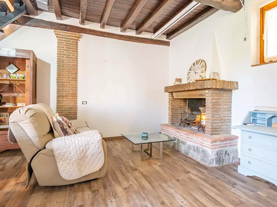Immagine 11 di Appartamento in affitto  in Via Girolamo Tamburri48 a Bracciano