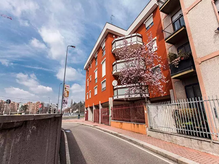 Immagine 41 di Camera in affitto  in Via Alessandro Astesani66 a Milano