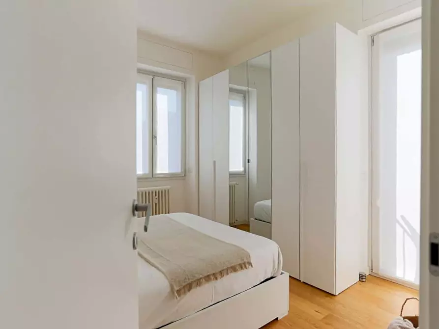 Immagine 25 di Appartamento in affitto  in Via Giovanni Battista Pergolesi a Milano