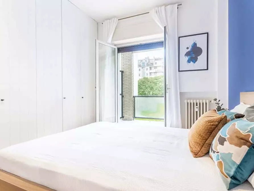 Immagine 4 di Camera in affitto  in Viale Teodorico19 a Milano