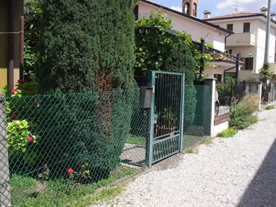 Immagine 12 di Camera in affitto  in Via Vecchia66E a Padova