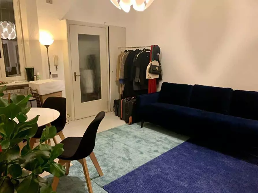 Immagine 2 di Appartamento in affitto  in Via Lambro12 a Milano