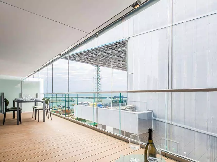 Immagine 21 di Appartamento in affitto  in Piazzale John Fitzgerald Kennedy5M a Genova