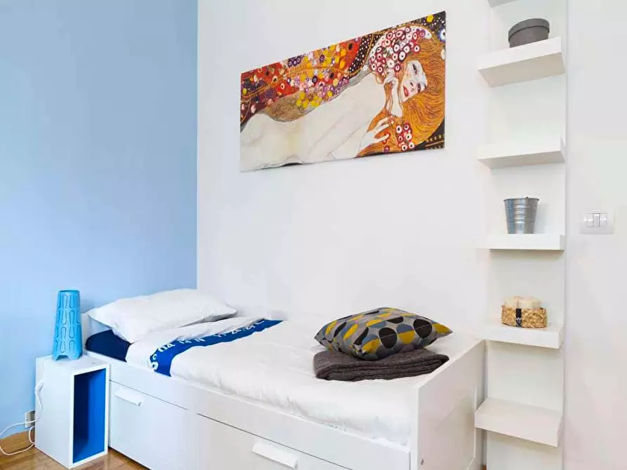 Immagine 1 di Camera in affitto  in Via Tarquinio Prisco3 a Milano