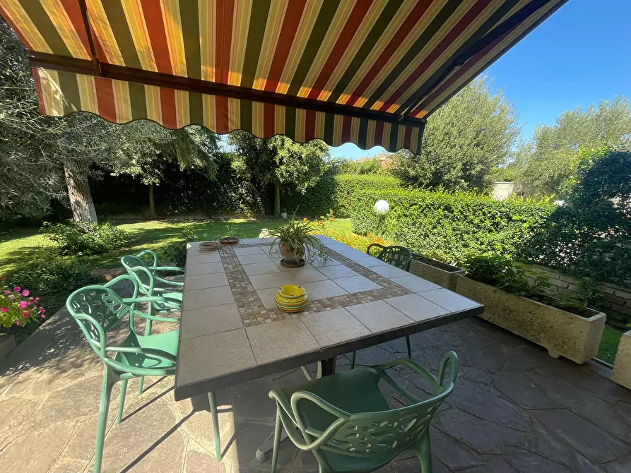 Immagine 10 di Camera in affitto  in Via Gioia Tauro41 a Roma