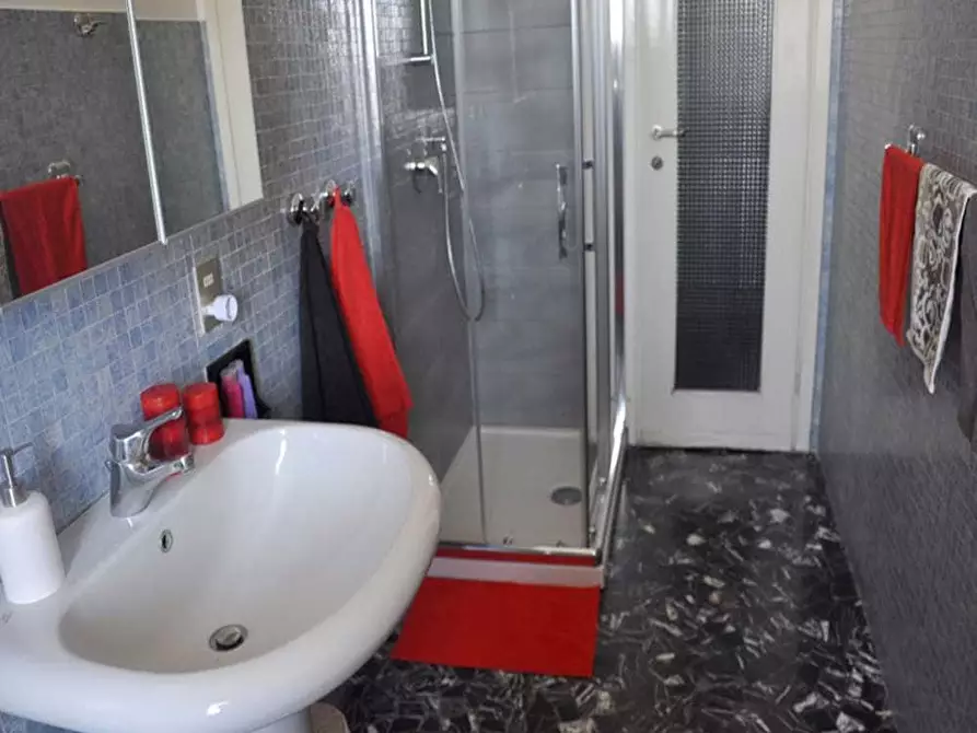 Immagine 46 di Camera in affitto  in Via Mauro Macchi44 a Milano