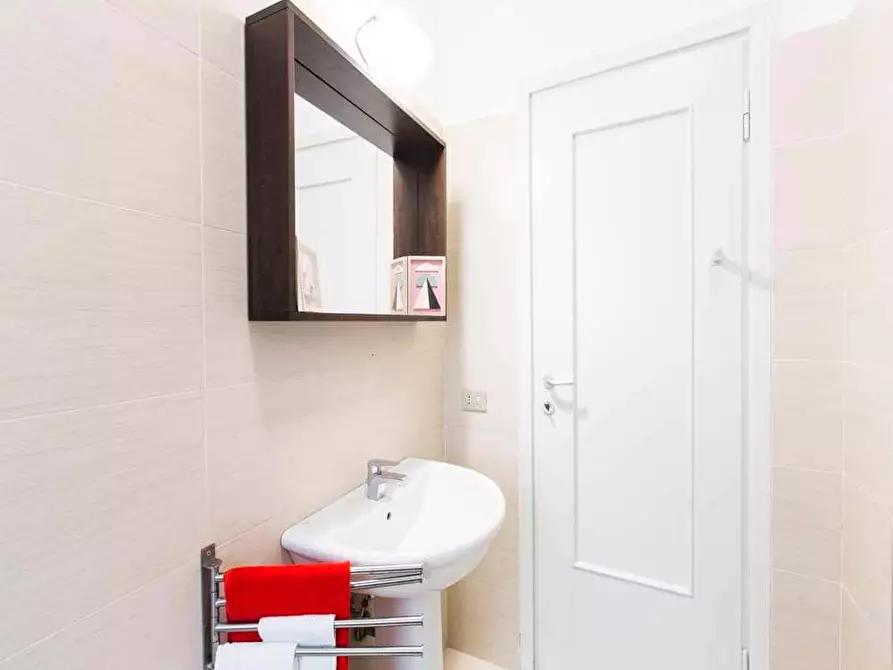 Immagine 16 di Camera in affitto  in Via Privata Moncalvo31 a Milano