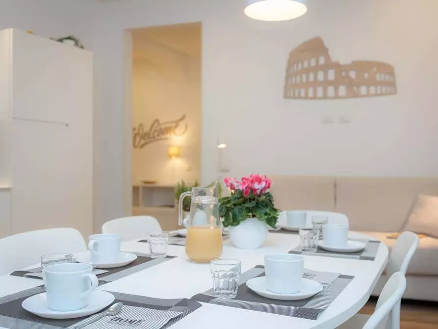 Immagine 66 di Appartamento in affitto  in Via Angelo Poliziano61 a Roma
