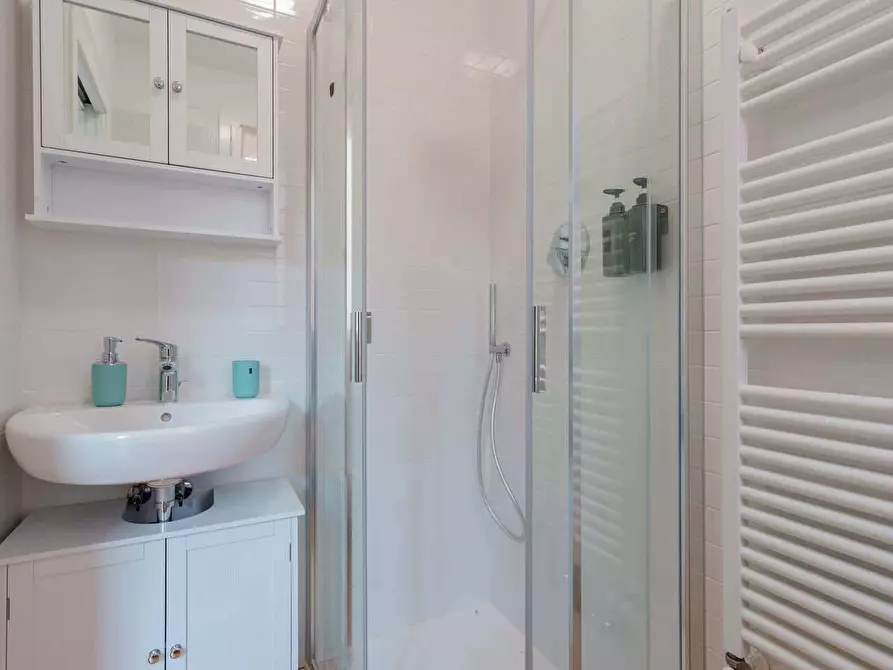 Immagine 15 di Appartamento in affitto  in Via Mascarella86 a Bologna