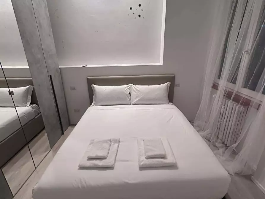 Immagine 6 di Appartamento in affitto  in Via Giovanni Battista Sammartini49 a Milano