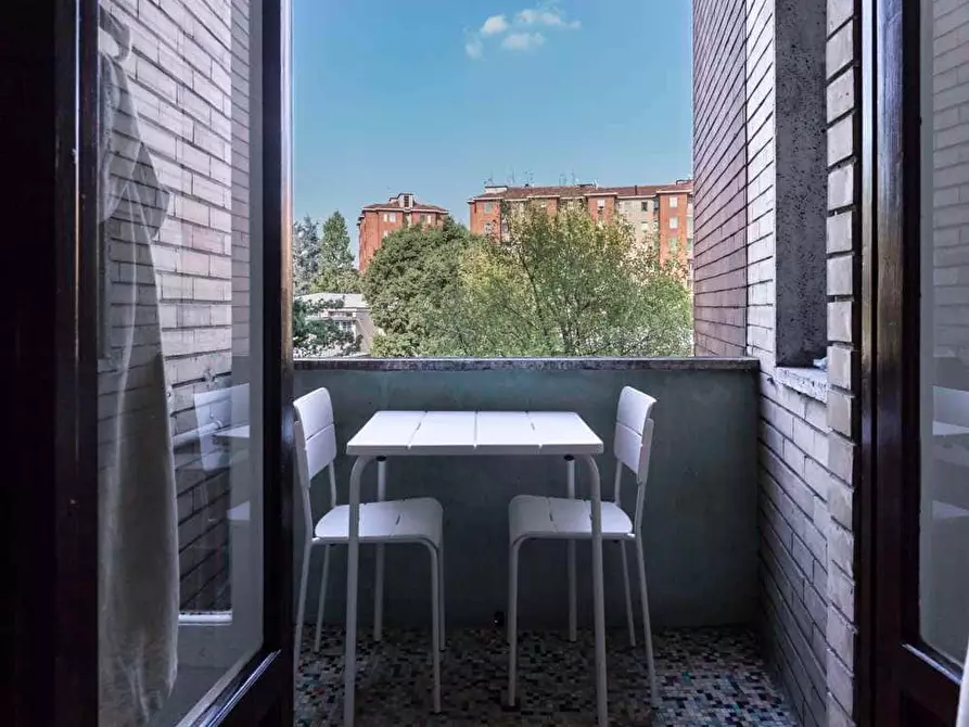 Immagine 6 di Camera in affitto  in Via Salvatore Barzilai19 a Milano