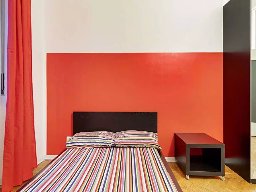 Immagine 4 di Camera in affitto  in Corso di Porta Vittoria8 a Milano