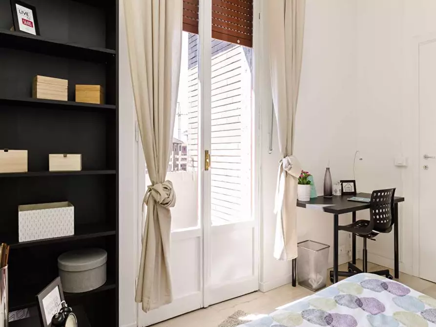 Immagine 3 di Camera in affitto  in Via Salvatore Barzilai9 a Milano