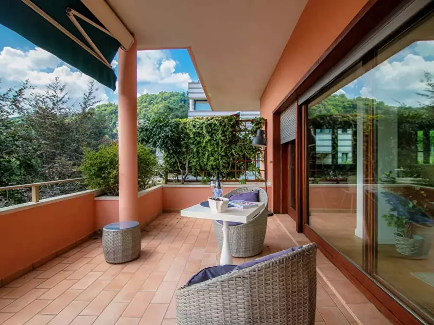 Immagine 11 di Appartamento in affitto  in Via Bellinzona55 a Como