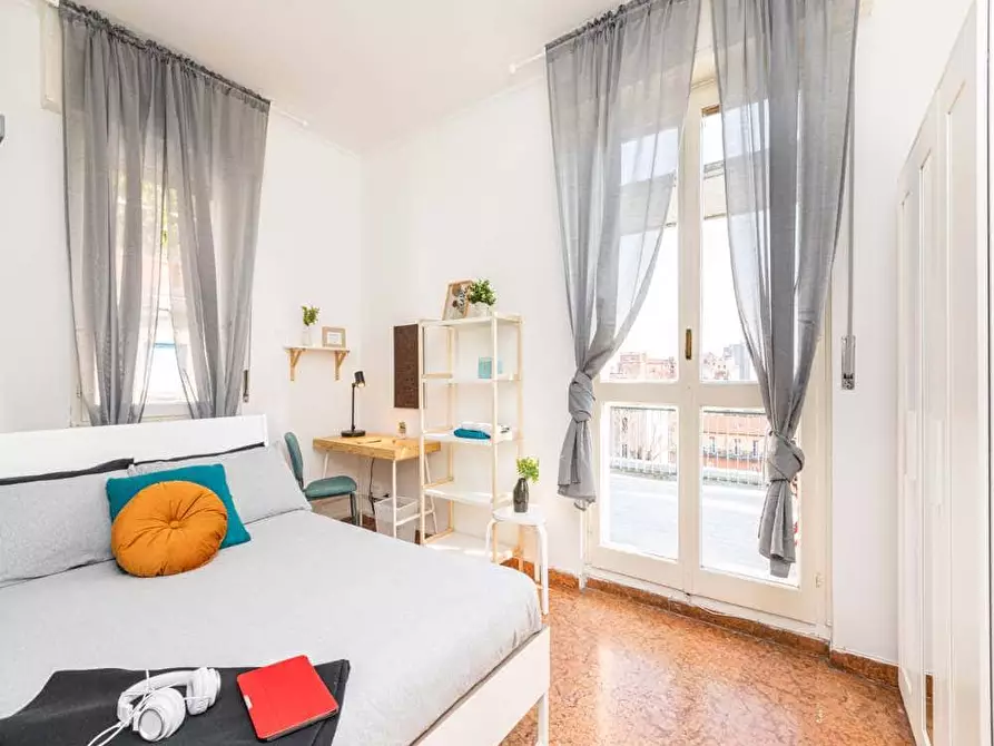 Immagine 30 di Camera in affitto  in Via Arcivescovo Romilli4 a Milano