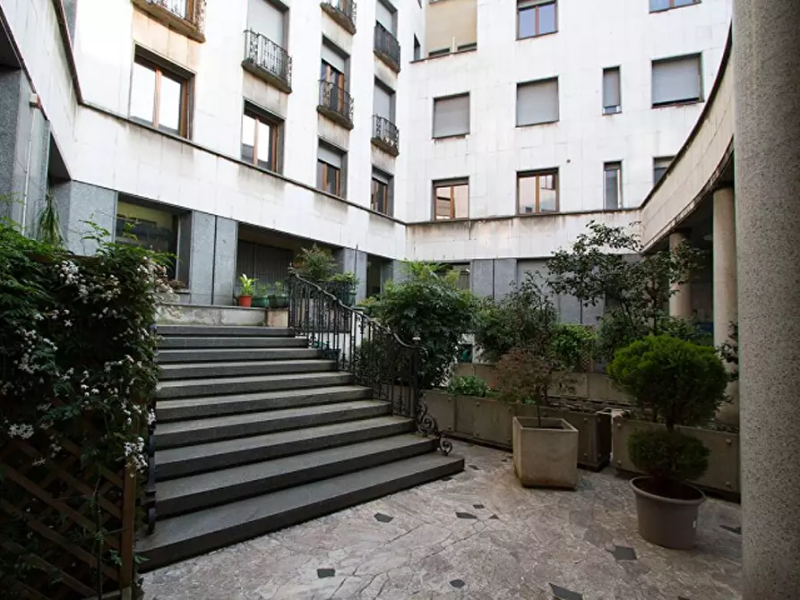 Immagine 12 di Appartamento in affitto  in Via Olmetto3 a Milano