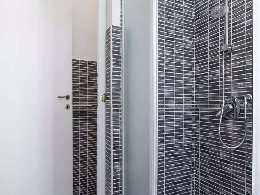 Immagine 29 di Camera in affitto  in Viale Abruzzi11 a Milano