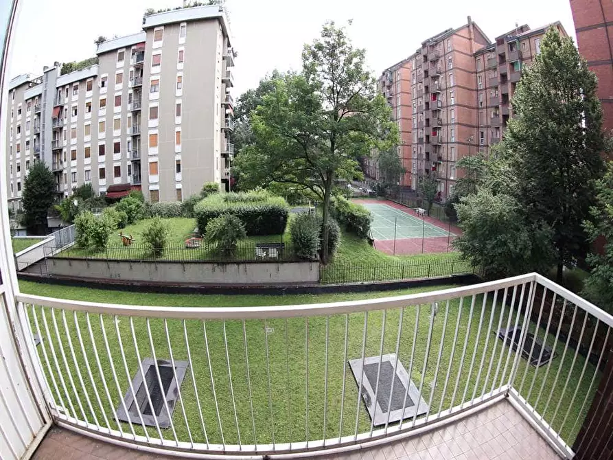 Immagine 16 di Camera in affitto  in Via dei Ciclamini11 a Milano