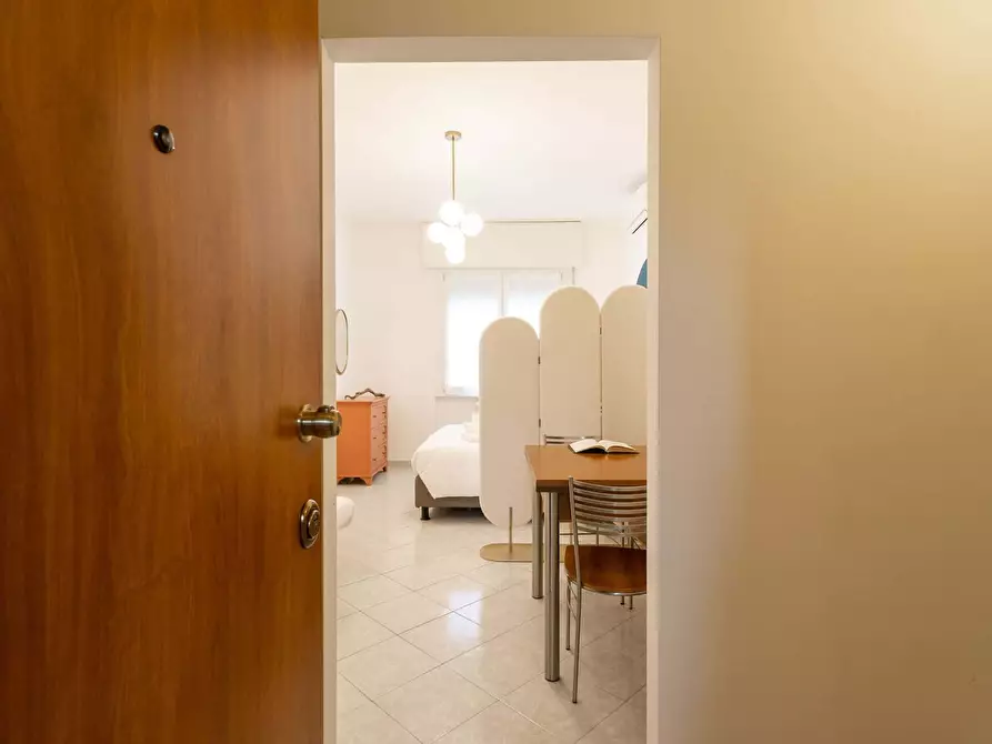 Immagine 17 di Appartamento in affitto  in Via Leone Tolstoi49 a Milano