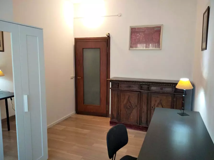 Immagine 6 di Camera in affitto  in Via Ercolano a Milano