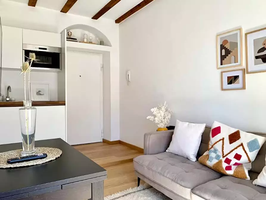 Immagine 1 di Appartamento in affitto  in Via Bezzecca1 a Milano
