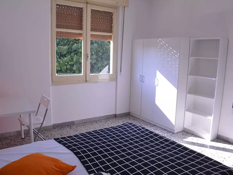 Immagine 3 di Camera in affitto  in Via Is Mirrionis87 a Cagliari