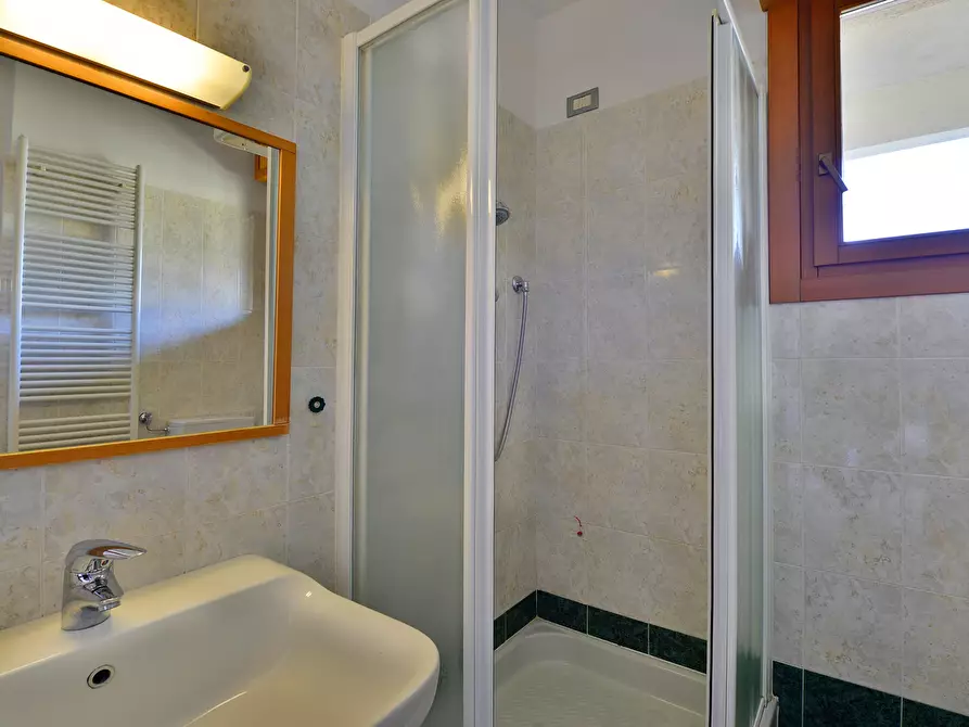 Immagine 14 di Appartamento in affitto  in Via Emilia Levante43 a Bologna