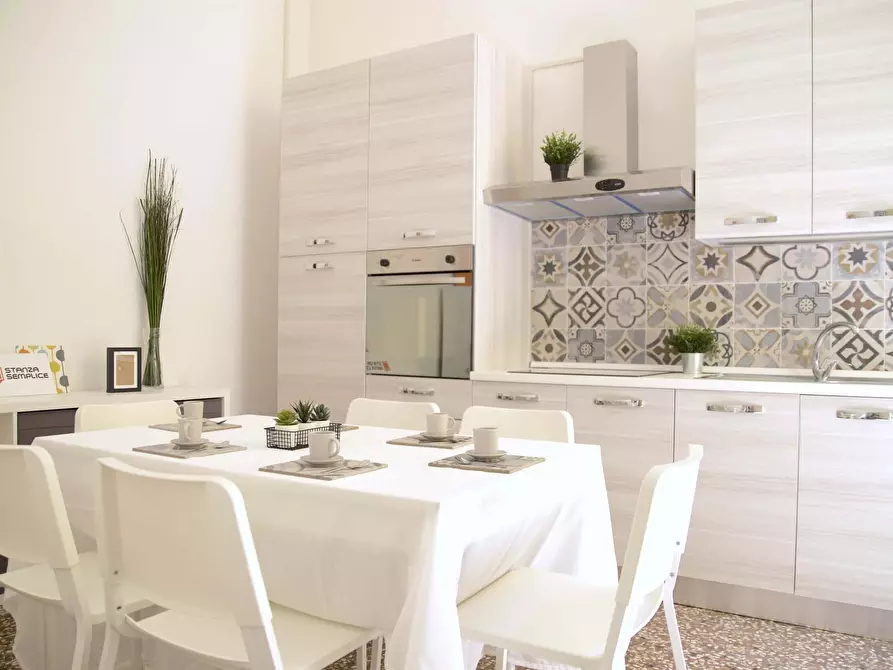 Immagine 4 di Camera in affitto  in Strada Maggiore47 a Bologna