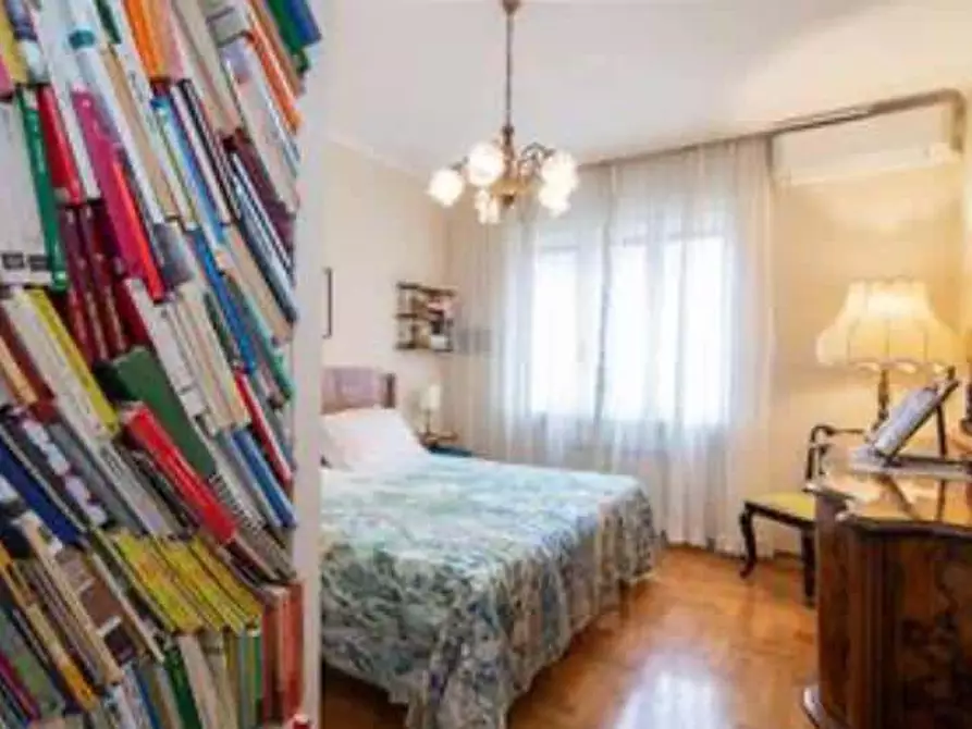 Immagine 18 di Appartamento in affitto  in Viale Venti Settembre46 a Trieste