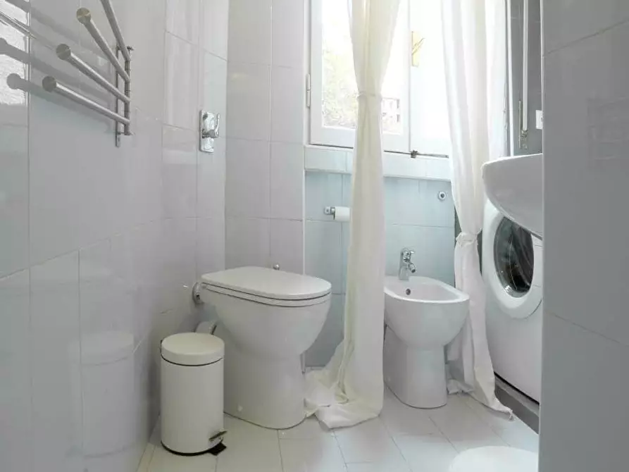 Immagine 18 di Camera in affitto  in Via Salvatore Barzilai14 a Milano